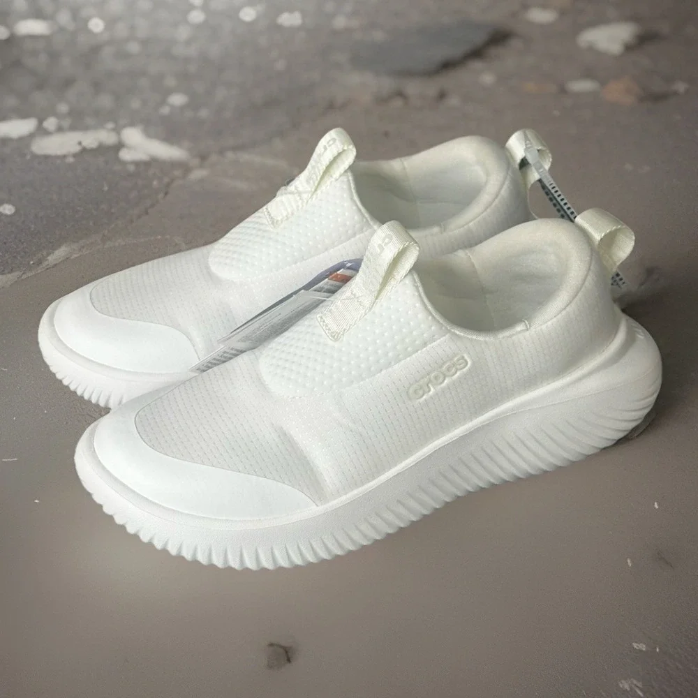 Crocs Mellow Ease size Unisex Men 6/Women 8 Shoes All-White. 210500-143. NWT‎